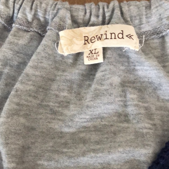 Bundle two tank tops navy and gray, green, white, gray. - Picture 3 of 6